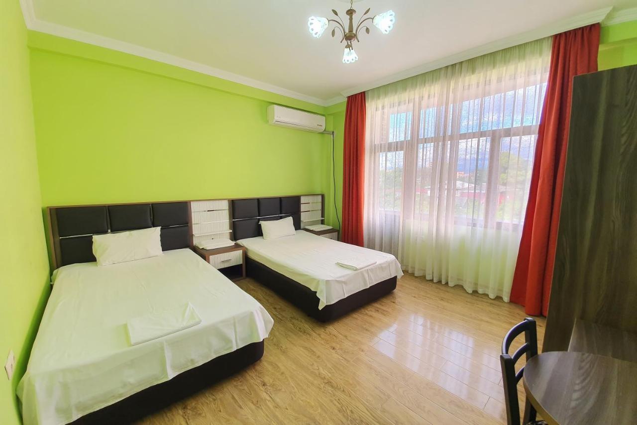 Apartments Residence 巴统 外观 照片